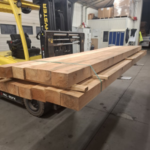 Høvlet lærketræ, 100x145mm, 12 stk 3,60 m