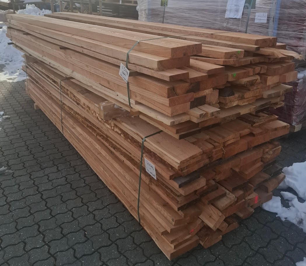 Frasorteret lærk 3,60 m - 1200 kg 1 - Himmerlands Handel Frasorteret lærk 3,60 m - 1200 kg