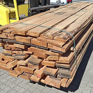 Frasorteret / 2. sortering lærketræ i længde 3,60 m, 2 M3 / 1200 kg